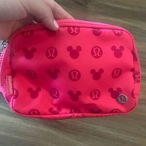 Lululemon Disney Athletic Bag 😍